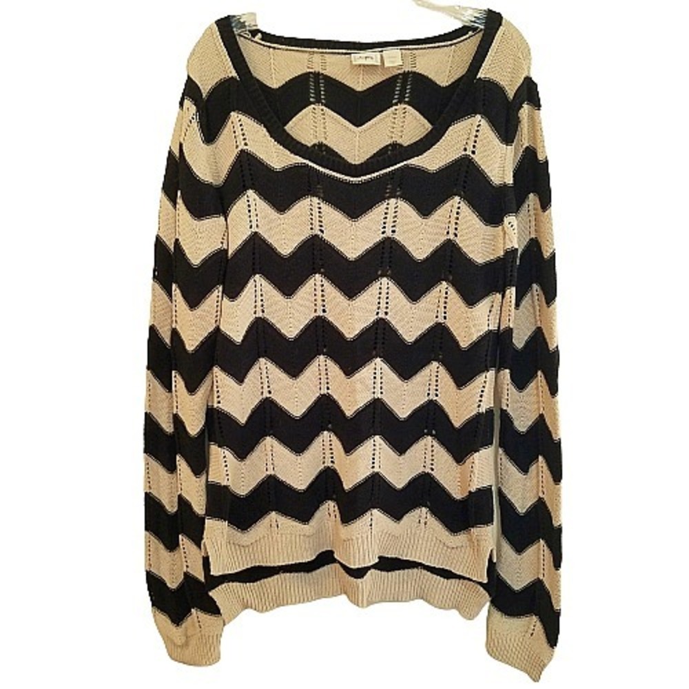 Daytrip Black Cream Chevron Pointelle Knit Sweater Large Boho Indie Layering Mod